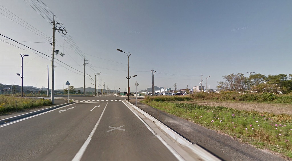 湖南市がまた一つ安全に。甲西駅裏の十字路に信号が設置されています。